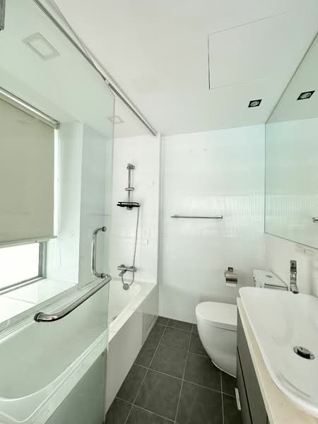 The Stellar, 8 West Coast Road, 3 Bedrooms, 1,313 sqft, Condominium For Sale, by Serene Tey, 25452005 - PropertyGuru.com.sg