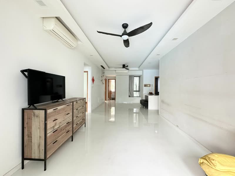 The Stellar, 8 West Coast Road, 3 Bedrooms, 1,313 sqft, Condominium For Sale, by Serene Tey, 25452005 - PropertyGuru.com.sg