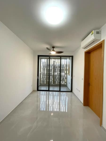 Penrose, 20 Sims Drive, 1 Bedroom, 484 sqft, Condominium For Rent, by Shaun How, 25452170 - PropertyGuru.com.sg