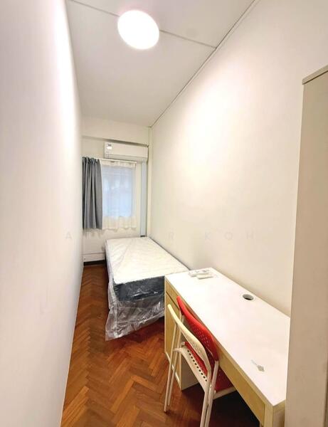 For Rent - Eng Aun Mansion