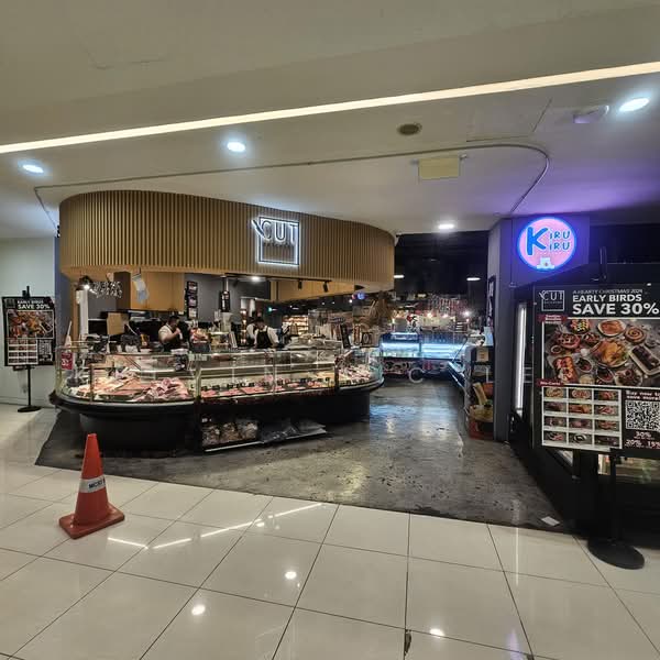 Bukit Timah Plaza, 1 Jalan Anak Bukit, 3,412 sqft, Food & Beverage For Sale, by Kelvin J.C Lee, 25452548 - CommercialGuru.com.sg