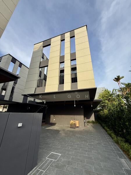 ⭐️⭐️LANDED7772@Pair of Brand New Bungalow Courtyard @ Palm. ☎️ 8382...7772 Bungalow House For Sale at S$ 11,580,000 | PropertyGuru Singapore