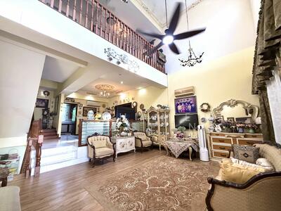 For Sale - Loyang Villas