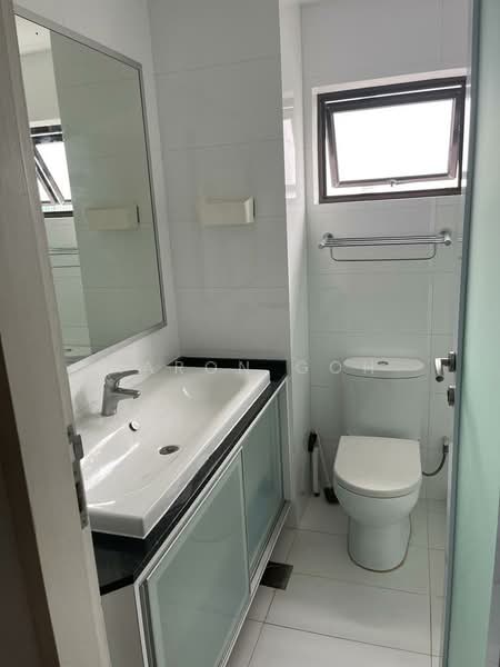 Highland Cottage, 17 Highland Walk, Room Rental, 450 sqft, Semi-Detached House For Rent, by Aaron Goh, 25453704 - PropertyGuru.com.sg