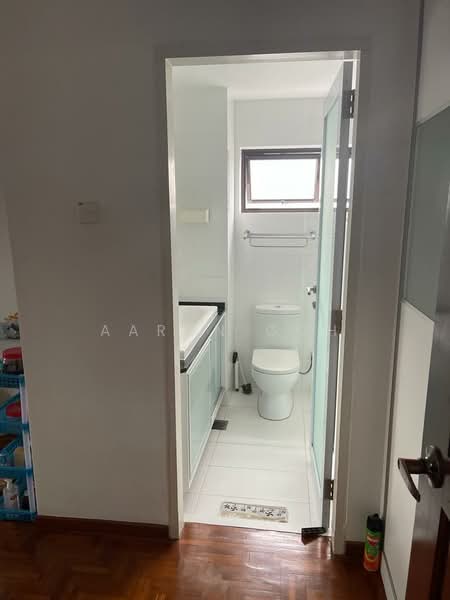 Highland Cottage, 17 Highland Walk, Room Rental, 450 sqft, Semi-Detached House For Rent, by Aaron Goh, 25453704 - PropertyGuru.com.sg