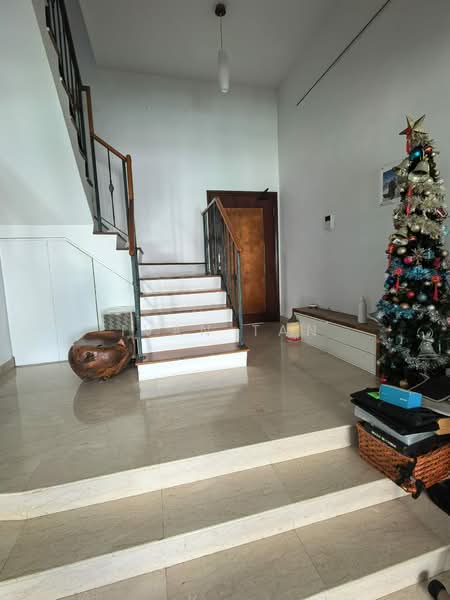 The Hillside, 343 Upper Bukit Timah Road, 5 Bedrooms, 2,842 sqft, Condominium For Sale, by Ivan Tan, 25454217 - PropertyGuru.com.sg