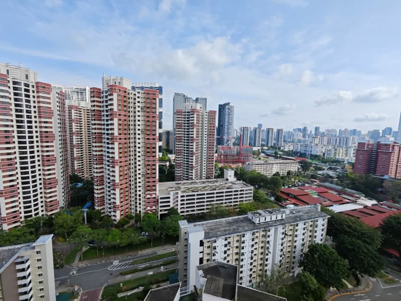 70 Redhill Close, 70 Redhill Close, Alexandra / Commonwealth, 3 Bedrooms, 1,237 sqft, HDB Flat For Rent, by Jenny Tan 小陈, 25454461 - PropertyGuru.com.sg