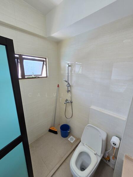 Lorong Lew Lian, Lorong Lew Lian, Room Rental, 250 sqft, Terraced House For Rent, by Calvin Lee TK, 25454676 - PropertyGuru.com.sg