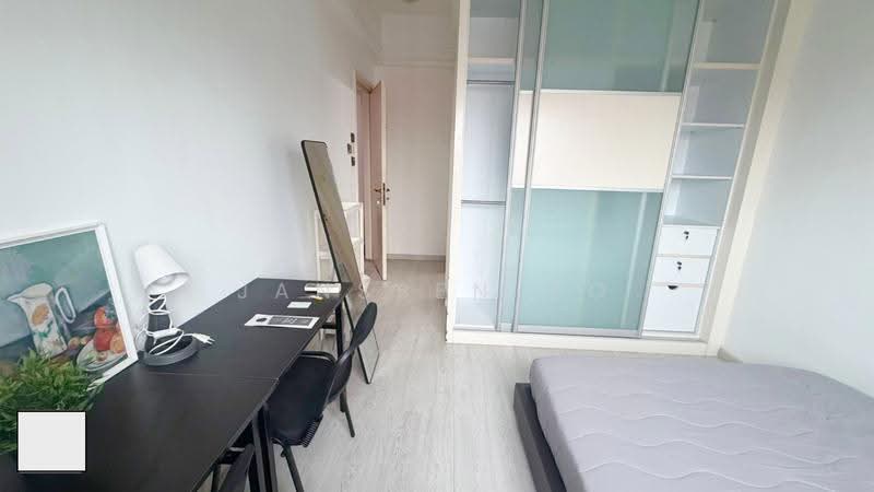 Parc Oasis, 35 Jurong East Avenue 1, Boon Lay / Jurong / Tuas, Room Rental, 120 sqft, Condominium For Rent, by Janssen Ho, 25455370 - Bedroom - PropertyGuru.com.sg