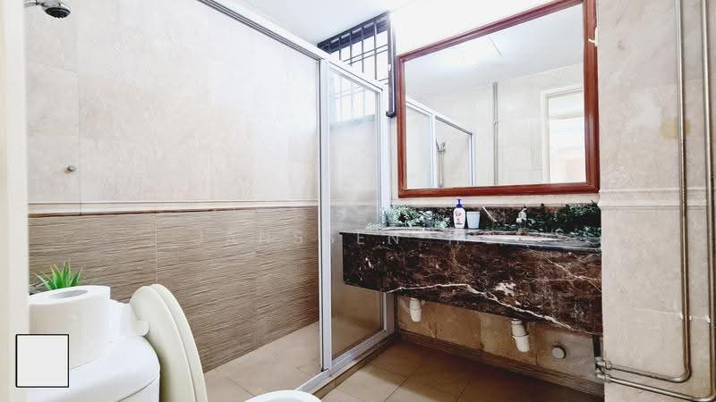 Parc Oasis, 35 Jurong East Avenue 1, Boon Lay / Jurong / Tuas, Room Rental, 120 sqft, Condominium For Rent, by Janssen Ho, 25455370 - Bathroom - PropertyGuru.com.sg