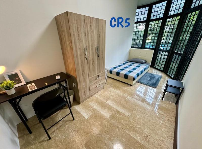 Parc Oasis, 35 Jurong East Avenue 1, Boon Lay / Jurong / Tuas, Room Rental, 120 sqft, Condominium For Rent, by Janssen Ho, 25455370 - Bedroom - PropertyGuru.com.sg