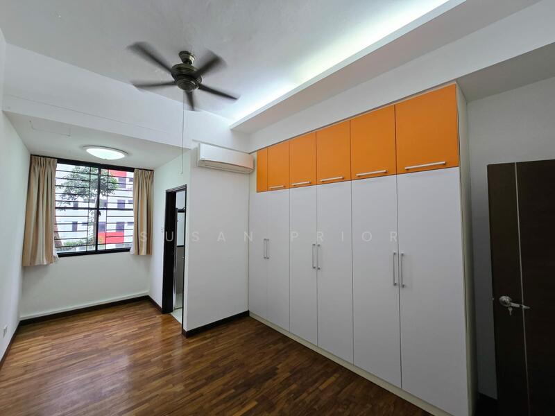 Holland 2 Bed 2 Bath Warner Court, Holland Avenue, 2 Bedrooms, 1,140 sqft, Condominium For Sale, by Susan Prior, 25455489 - PropertyGuru.com.sg