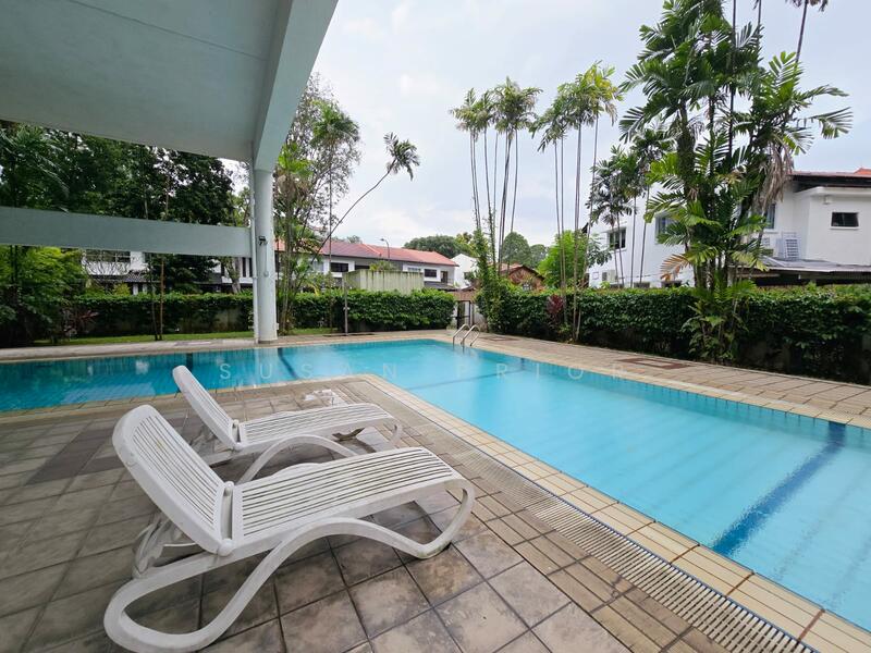 Holland 2 Bed 2 Bath Warner Court, Holland Avenue, 2 Bedrooms, 1,140 sqft, Condominium For Sale, by Susan Prior, 25455489 - PropertyGuru.com.sg