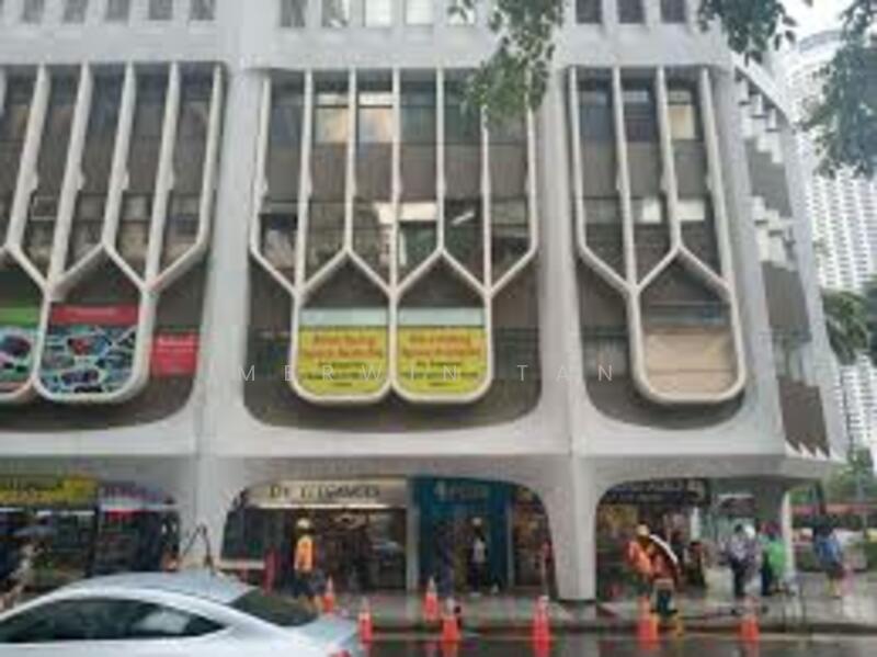 Peninsula Plaza, 111 North Bridge Road, 365 sqft, Other Retail For Sale, by Merwin Tan, 25456171 - CommercialGuru.com.sg