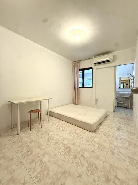 For Rent - 105 Clementi Street 12