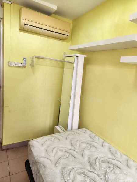 94 Lorong 4 Toa Payoh, 94 Lorong 4 Toa Payoh, Room Rental, 150 sqft, HDB Flat For Rent, by Rocky Tan, 25456389 - Bedroom 3 - PropertyGuru.com.sg