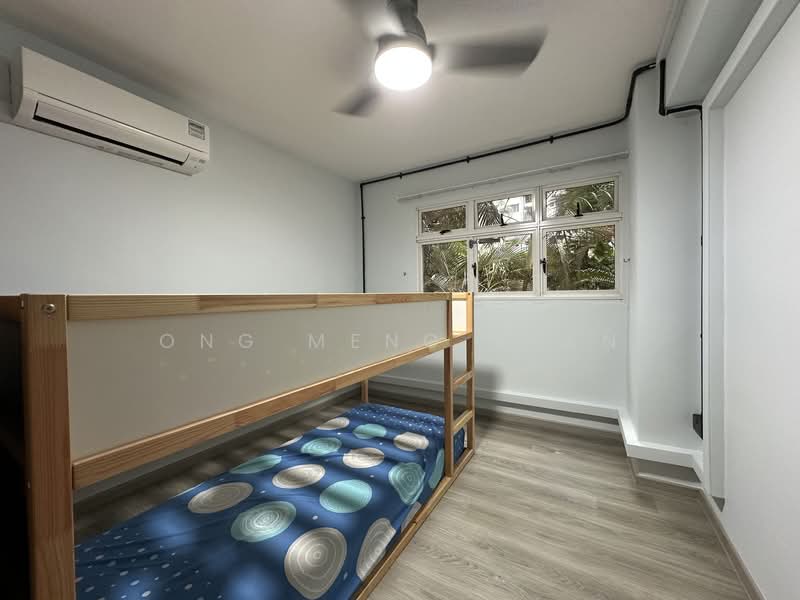 For Rent - 6 Holland Close