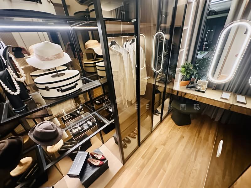 PARKTOWN Residence Condominium For Sale at S$ 2,578,000 | PropertyGuru Singapore