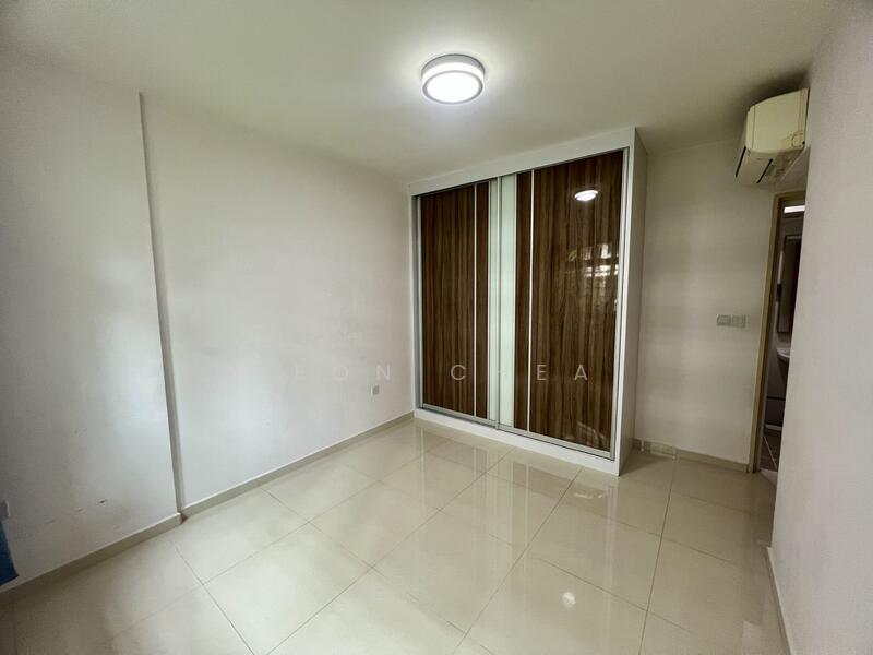 For Rent - 525A Costa Ris