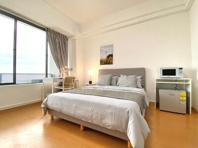 For Rent - International Plaza