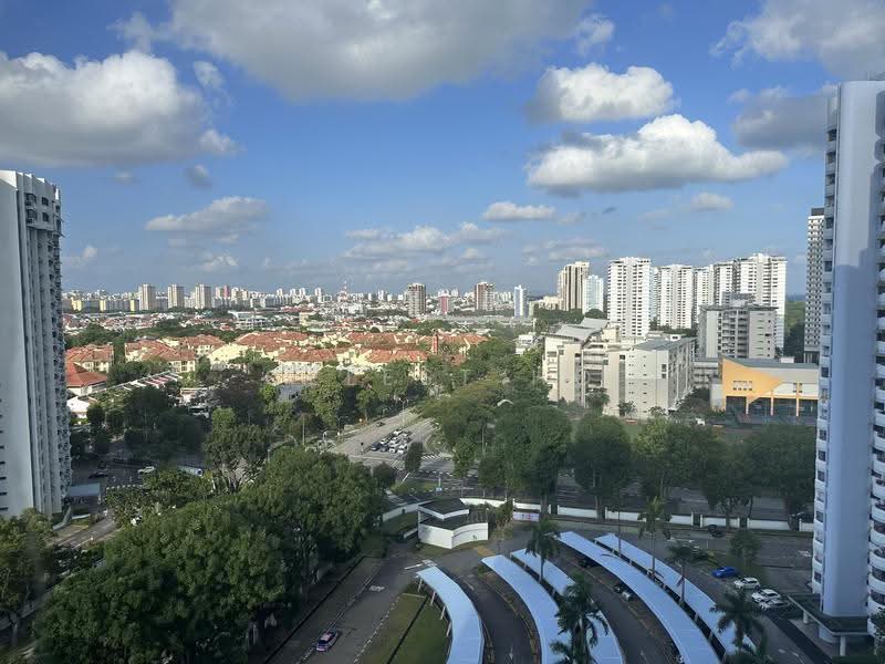 Mandarin Gardens, 7 Siglap Road, East Coast / Marine Parade, Room Rental, 200 sqft, Condominium For Rent, by Celest Ho, 25457572 - PropertyGuru.com.sg