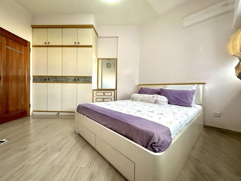 Mandarin Gardens, 7 Siglap Road, East Coast / Marine Parade, Room Rental, 200 sqft, Condominium For Rent, by Celest Ho, 25457572 - PropertyGuru.com.sg