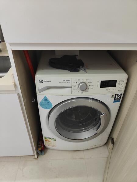 For Rent - #1 Suites (One Suites)