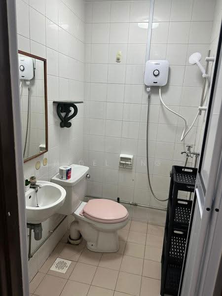 Parkshore, 201 Tanjong Rhu Road, East Coast / Marine Parade, Room Rental, 120 sqft, Condominium For Rent, by Nigel Eng, 25458425 - PropertyGuru.com.sg