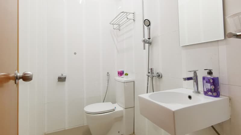 35K Cambridge Road, , Room Rental, 100 sqft, Terraced House For Rent, by Bespoke Habitat Pte Ltd, 25458839 - MBR4 Bathroom - PropertyGuru.com.sg
