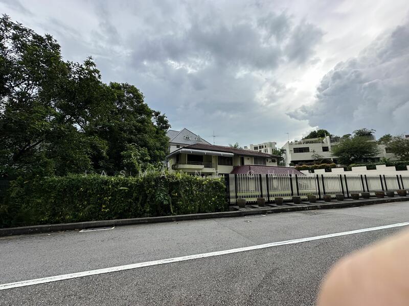 Balmoral Park house on Top of Hill, , 4 Bedrooms, 3,800 sqft, Detached House For Sale, by Jasmaine Chua, 25458856 - PropertyGuru.com.sg