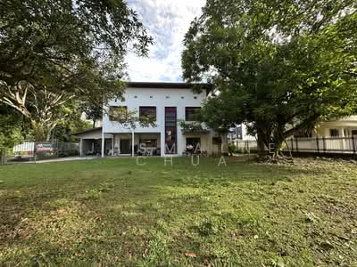 For Sale - Balmoral Park Detached House Land For Sale