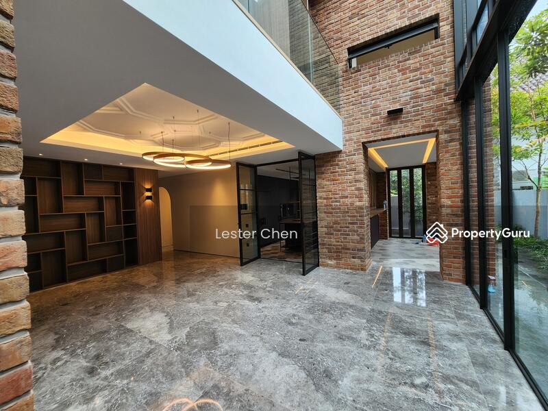 For Sale - Thomson Hills