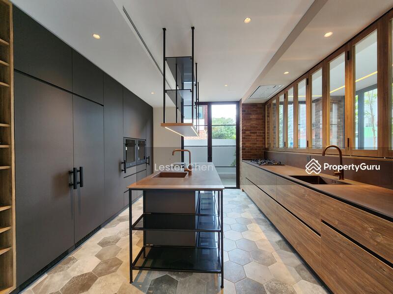 For Sale - Thomson Hills