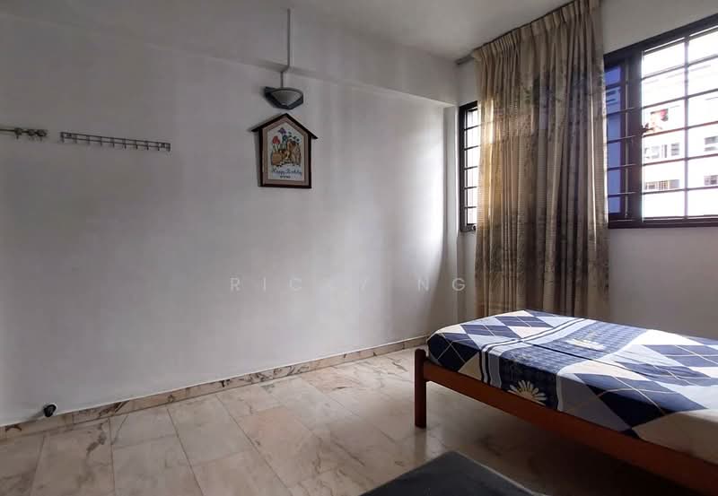 For Rent - 142 Yishun Ring Road