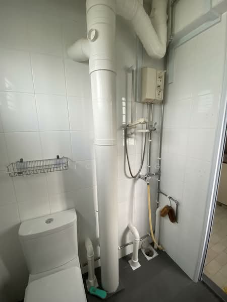 For Rent - 142 Yishun Ring Road