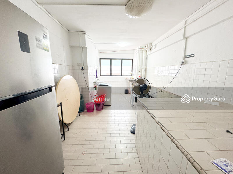 For Rent - 347 Bukit Batok Street 34