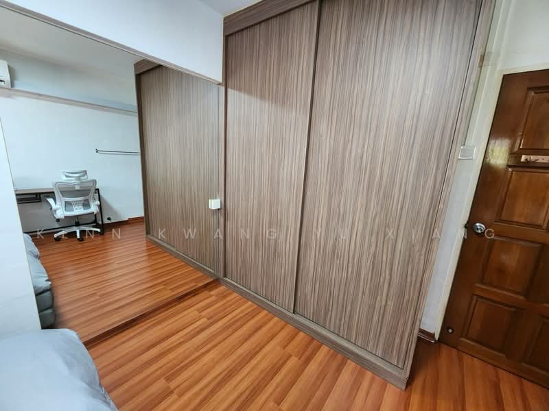 327 Ang Mo Kio Avenue 3, 327 Ang Mo Kio Avenue 3, Room Rental, 150 sqft, HDB Flat For Rent, by Kenn Kwang Yu Xiang, 25460428 - PropertyGuru.com.sg