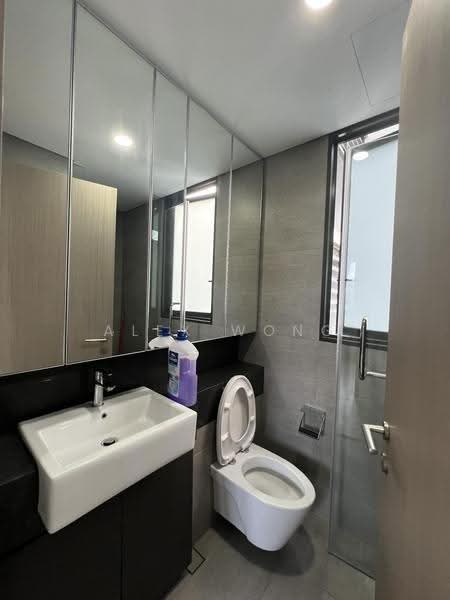 The Woodleigh Residences, 19 Bidadari Park Drive, Macpherson / Potong Pasir, 2 Bedrooms, 667 sqft, Apartment For Rent, by Alex Wong, 25461313 - Common Bathroom - PropertyGuru.com.sg