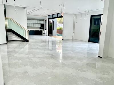 For Sale - Brand New Huge 3.5 sty Semi-d with pool & Lift