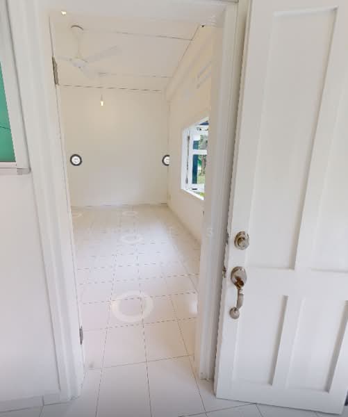 8 Weyhill Close, Wessex, 8 Weyhill Close, Buona Vista / West Coast / Clementi New Town, Room Rental, 280 sqft, Conservation House For Rent, by Annie Sim, 25461432 - PropertyGuru.com.sg