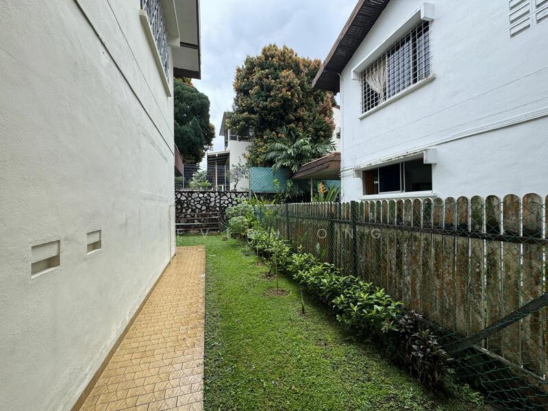 ⭐️ Corner Semi-Detached in Watten Estate ⭐️, Watten Road / Shelford Road / Tan Kah Kee, 4 Bedrooms, 2,000 sqft, Semi-Detached House For Sale, by Vevien Ong, 25461842 - PropertyGuru.com.sg