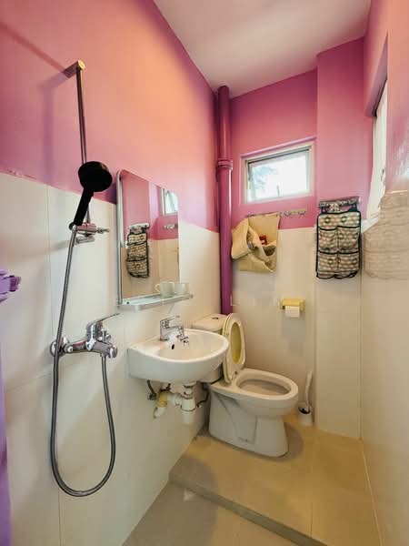 Orchard Court, 19 Oxley Road, Room Rental, 100 sqft, Apartment For Rent, by Eric Lim, 25462272 - PropertyGuru.com.sg