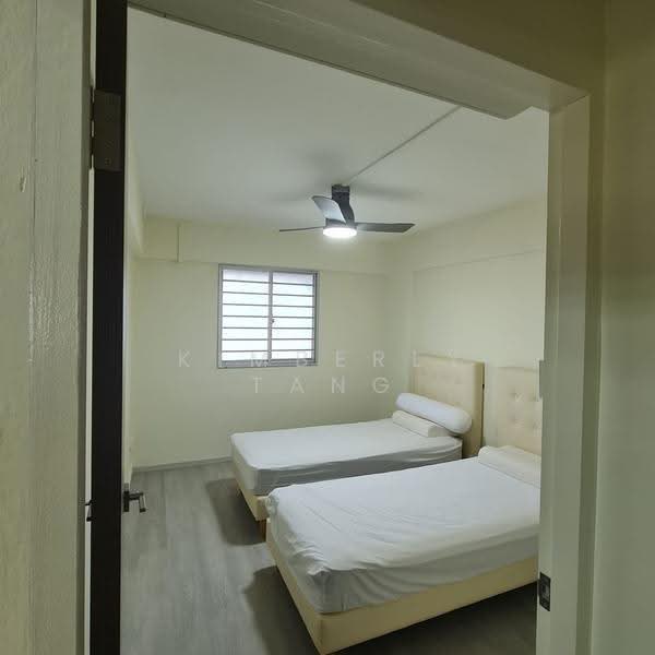 536 Ang Mo Kio Avenue 10, 536 Ang Mo Kio Avenue 10, Ang Mo Kio / Bishan / Thomson, Room Rental, 9 sqft, HDB Flat For Rent, by Kimberly Tang, 25462368 - PropertyGuru.com.sg