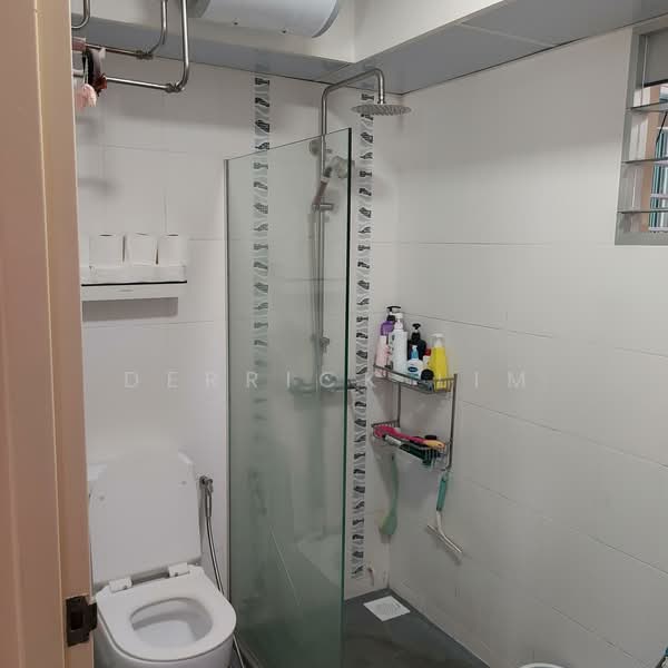 443B Fajar Road, 443B Fajar Road, 3 Bedrooms, 1,205 sqft, HDB Flat For Rent, by Derrick Lim, 25462481 - PropertyGuru.com.sg