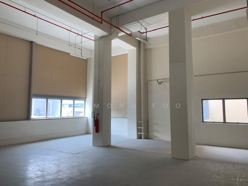 7m high warehouse near Expo MRT, , 17,330 sqft, Warehouse For Rent, by Desmond Foo, 25462686 - CommercialGuru.com.sg