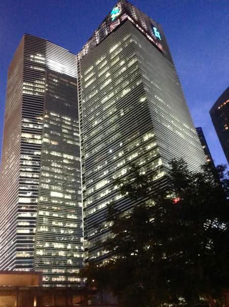 OUE Downtown 2, 6 Shenton Way, Boat Quay / Raffles Place / Marina, 3,401 sqft, Office For Rent, by S. Param, 25462713 - Exterior - CommercialGuru.com.sg