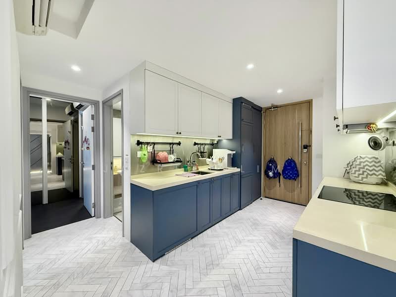 For Sale - Flora View