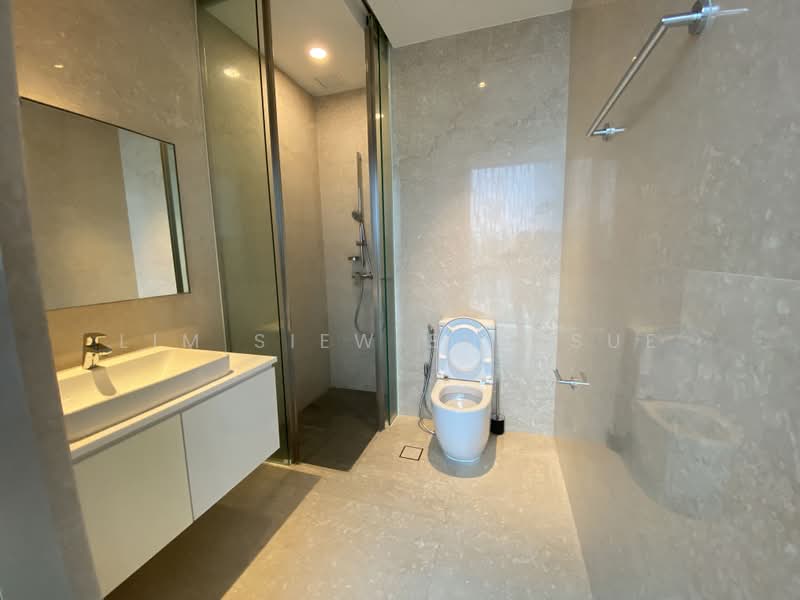 Alba, 8 Cairnhill Rise, 3 Bedrooms, 1,905 sqft, Condominium For Rent, by Lim Siew Eng Sue, 25462851 - PropertyGuru.com.sg