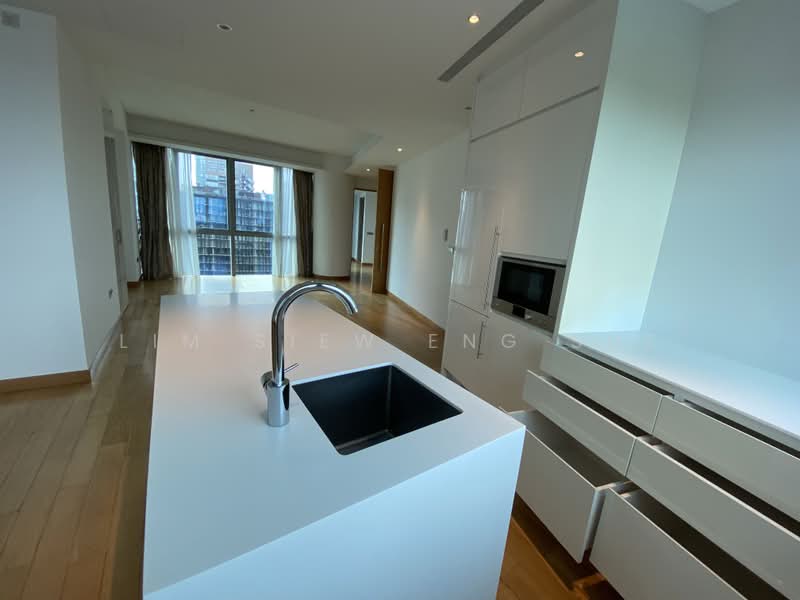 Alba, 8 Cairnhill Rise, 3 Bedrooms, 1,905 sqft, Condominium For Rent, by Lim Siew Eng Sue, 25462851 - PropertyGuru.com.sg