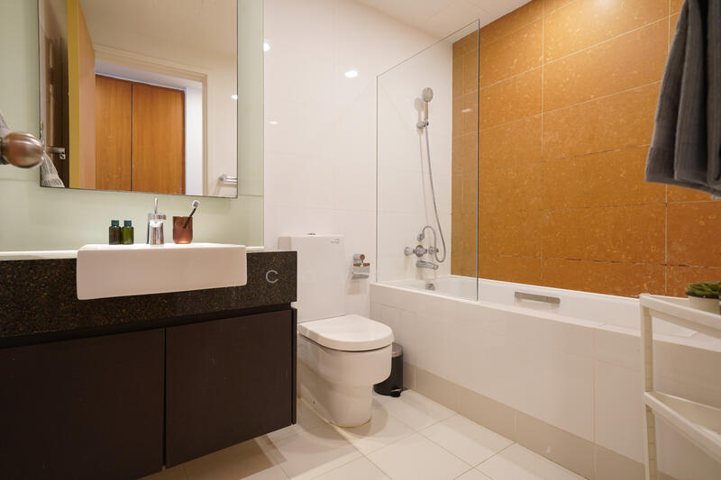 Blue room - private bathroom